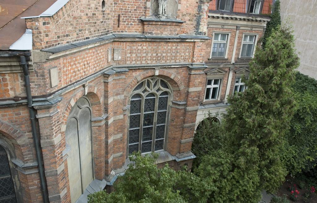 Red Nose Hostel With Self-Check In Riga Eksteriør bilde